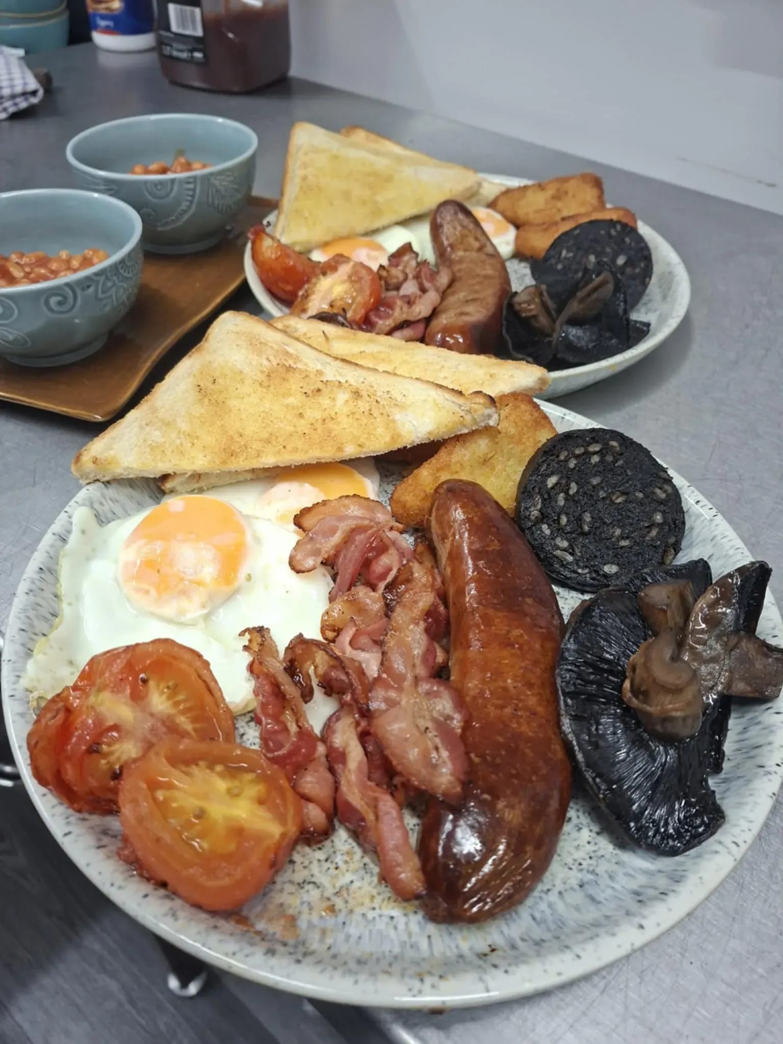 Gourmet Shakes N Snacks