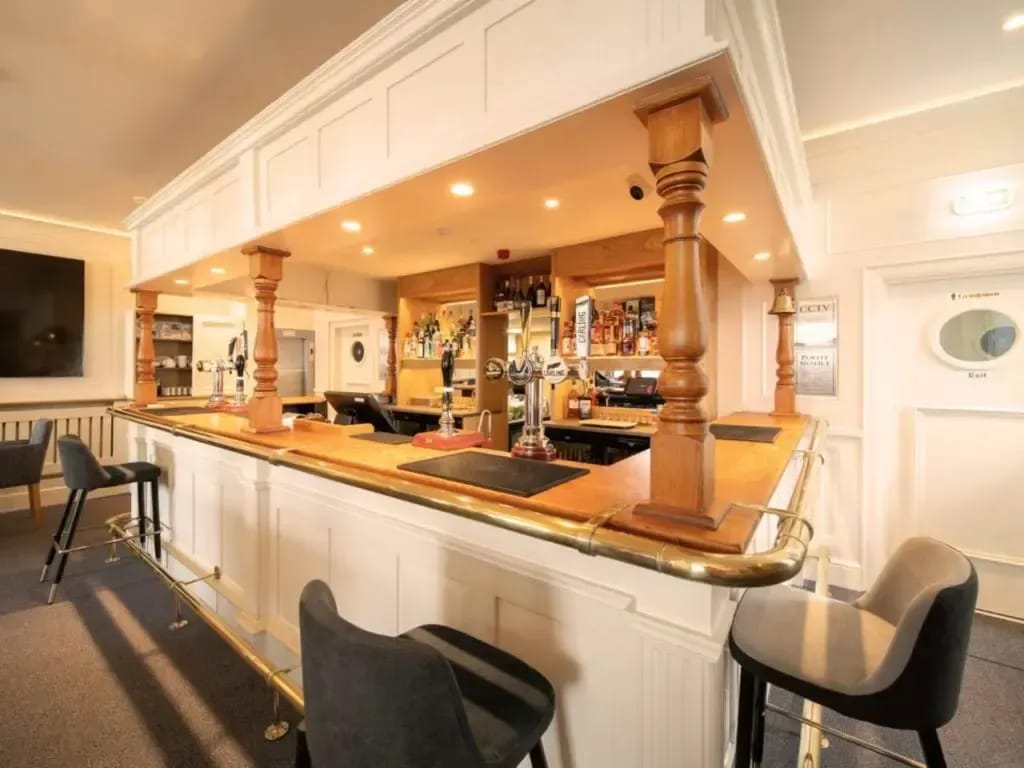 The Shore Hotel Public House