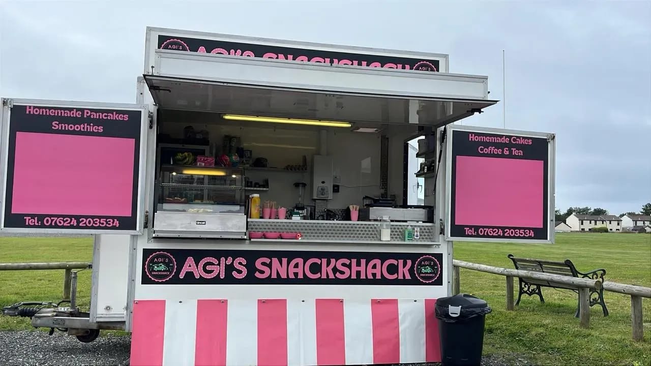 Agi’s Snackshack 