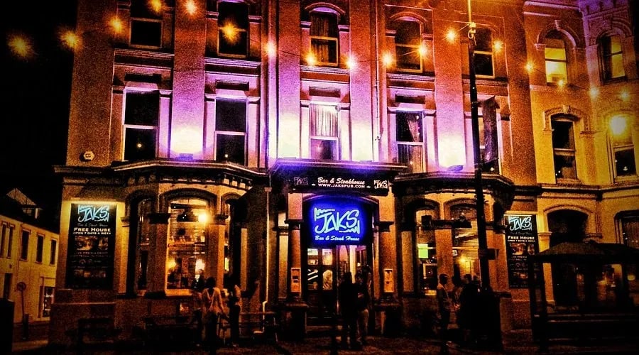 Jak's Bar & Smokehouse