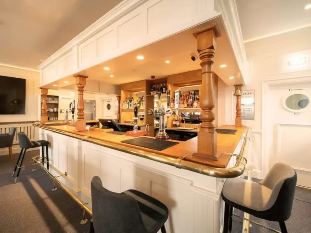 The Shore Hotel Public House