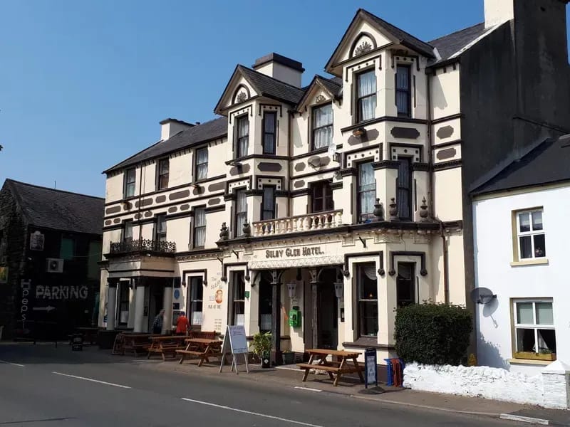 Sulby Glen Hotel